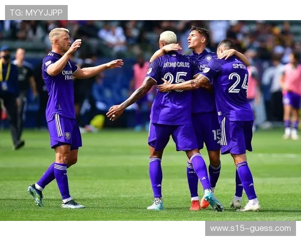 海外赛或打破主场平衡,球迷组织抗议联赛商业化和赛程变更