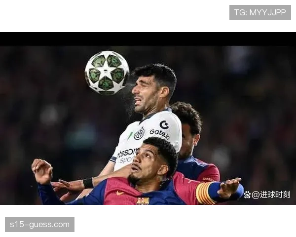 巴萨进攻盛宴难掩防守松懈,最后时刻连丢两球敲响警钟 巴萨进攻盛宴难掩防守松懈,最后时刻连丢两球敲响警钟