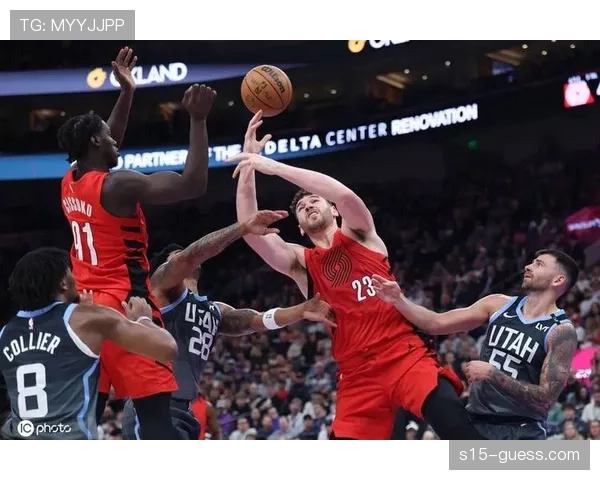 克林根狂砍21分18篮板7助攻,开拓者大胜爵士 克林根狂砍21分18篮板7助攻,开拓者大胜爵士